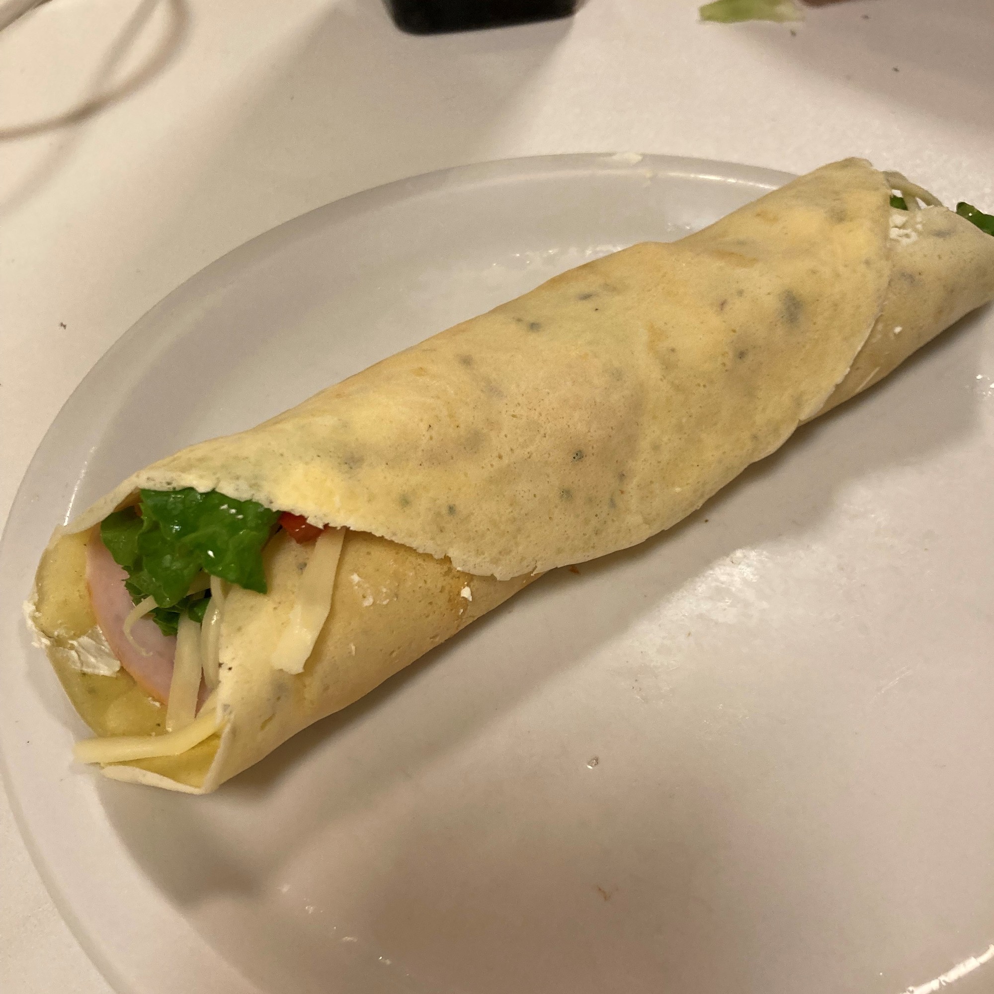 Die fertige pikante Palatschinke