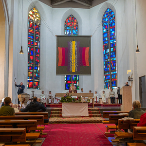Karfreitag 2024 in der Pfarre Kirchdorf/Krems / Foto Haijes Karfreitagsliturgie in der Pfarrkirche