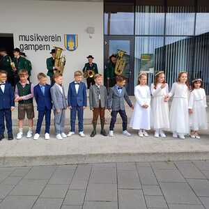 Jesus hat uns in sein Herz geschlossen