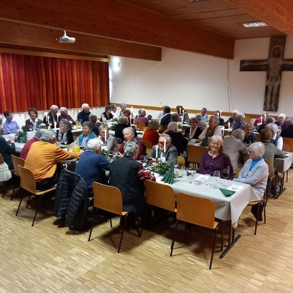 Adventfeier am 5.12.2024 / © Fachteam Senioren Pfarrgemeinde Schönering