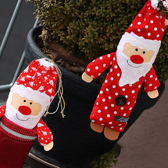 'Nikolaus-Säckchen' by diyshesmile is licensed under CC BY-ND 2.0 ; https://www.flickr.com/photos/diyshesmile/22799106914/in/photostream/